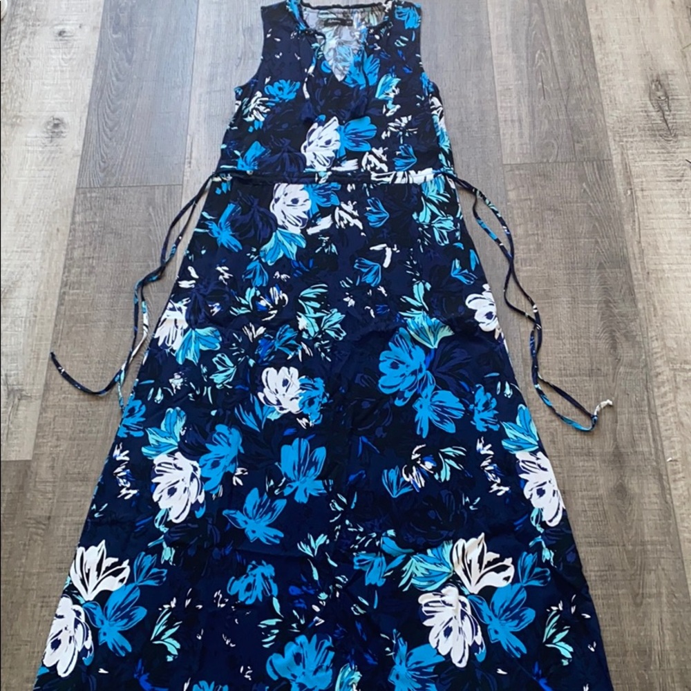 MAXI DRESS - Picture 2 of 7